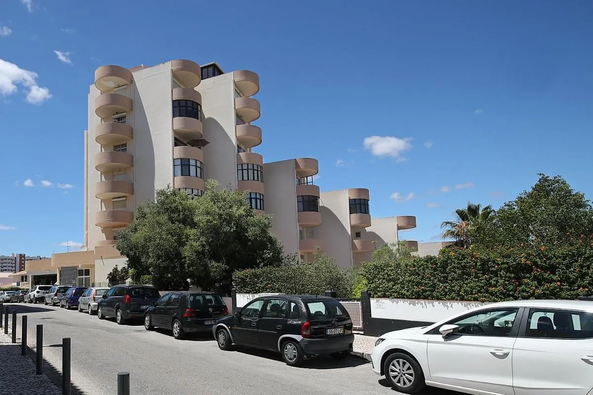 Férias sem Carro - Apartamento Praia e Piscina Portimão